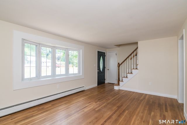 57 Indian Run, Enfield, CT 06082