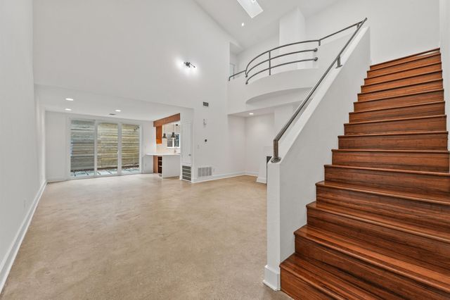 2321 Commonwealth Street, Houston, TX 77006