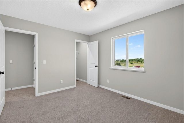 3087 Jandura Avenue NE, Saint Michael, MN 55376