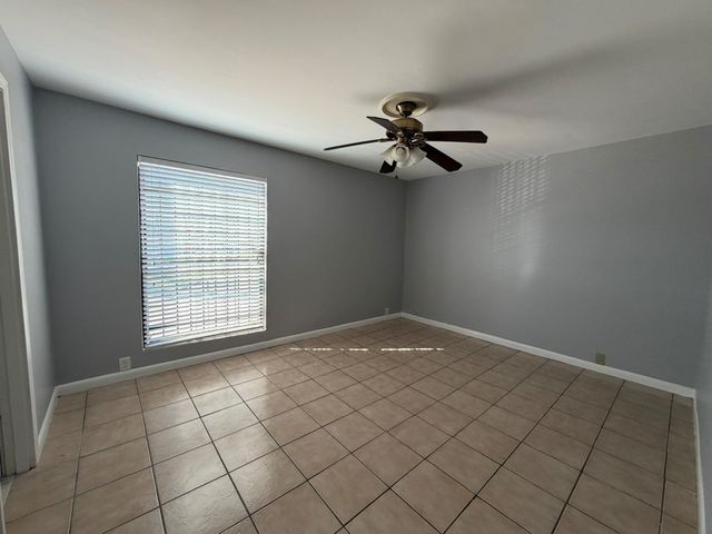 5617 Bissonnet Street 201B, Houston, TX 77081