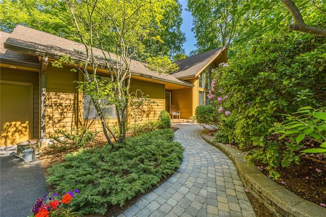 4 Auburndale, Pittsford, NY 14534