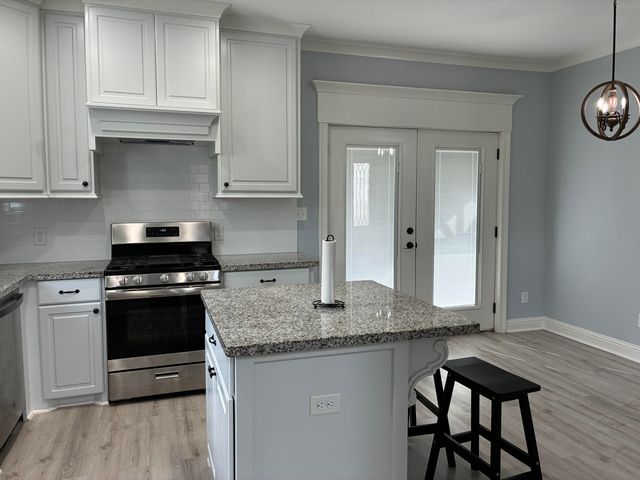 832 Clement St, Lake Charles, LA 70601