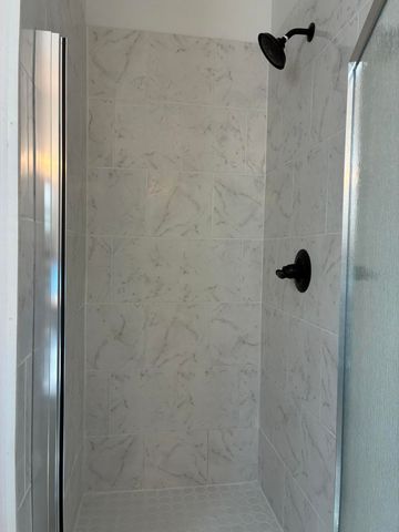 832 Clement St, Lake Charles, LA 70601