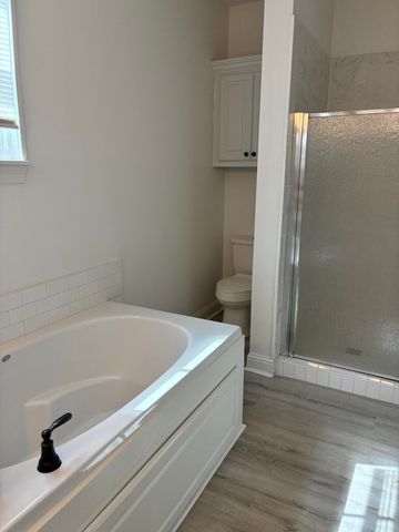 832 Clement St, Lake Charles, LA 70601