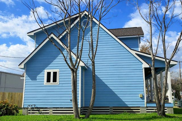 832 Clement St, Lake Charles, LA 70601