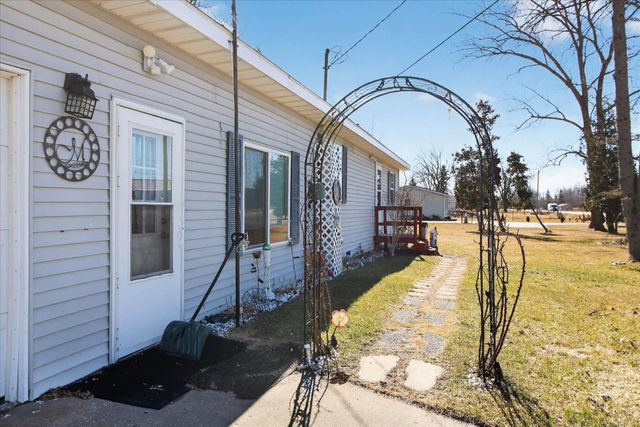 4401 M-18 Highway, Beaverton, MI 48612