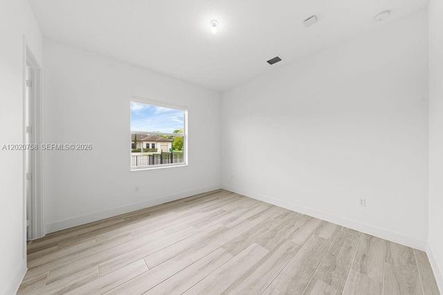 2031 Meadows Dr, Davie, FL 33324