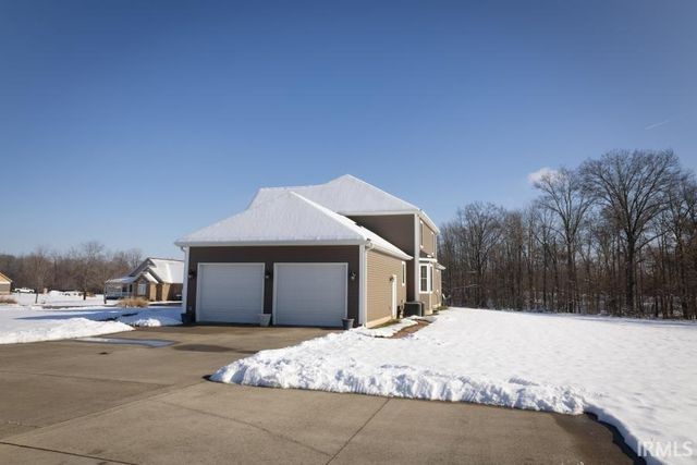 13681 W Auburn Ridge Court, Linton, IN 47441
