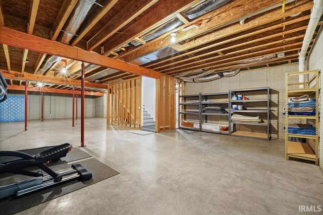 13681 W Auburn Ridge Court, Linton, IN 47441