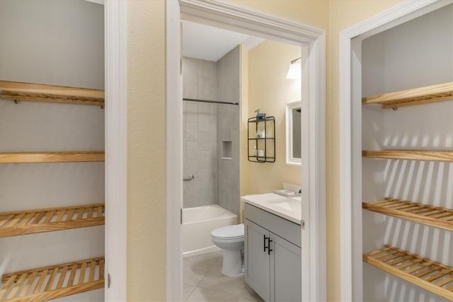 485 MARGARITAVILLE AVENUE, Daytona Beach, FL 32124