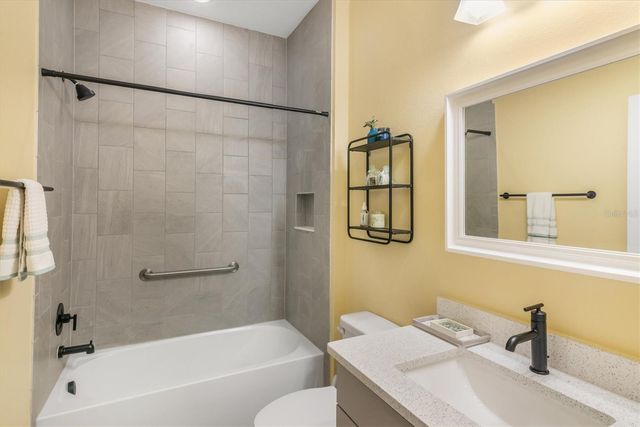 485 MARGARITAVILLE AVENUE, Daytona Beach, FL 32124