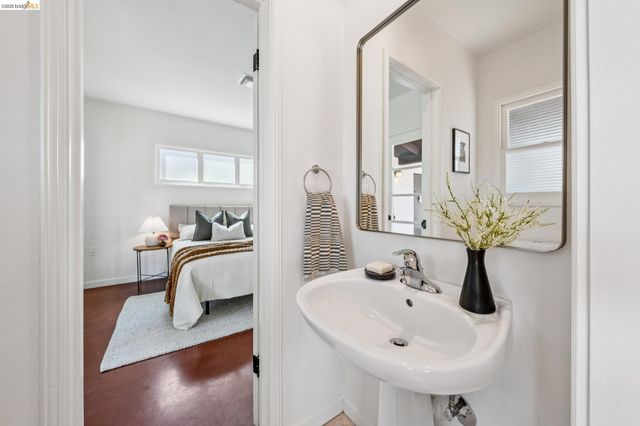 201 Warwick Ave, San Leandro, CA 94577