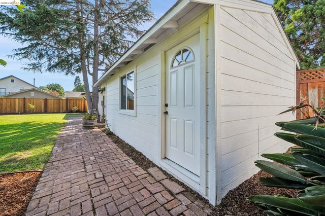 201 Warwick Ave, San Leandro, CA 94577
