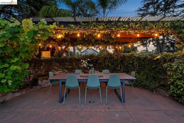 201 Warwick Ave, San Leandro, CA 94577