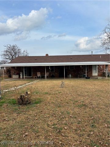 203 Main Street, Wister, OK 74966