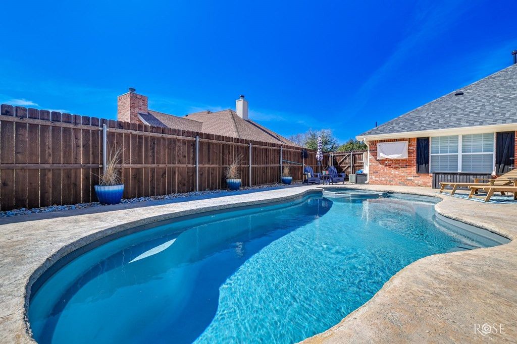 Image 3 of property listing at 4706 N Bentwood Drive, San Angelo, TX 76904