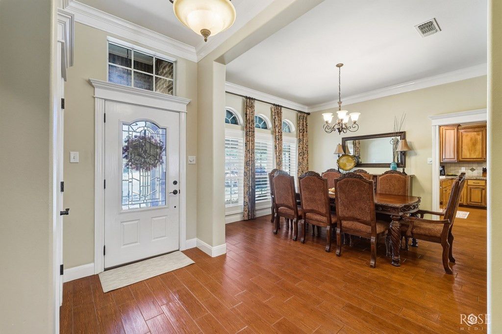 Image 6 of property listing at 4706 N Bentwood Drive, San Angelo, TX 76904