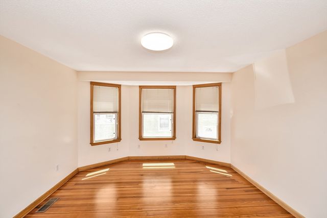 77 Swan St 2, Everett, MA 02149