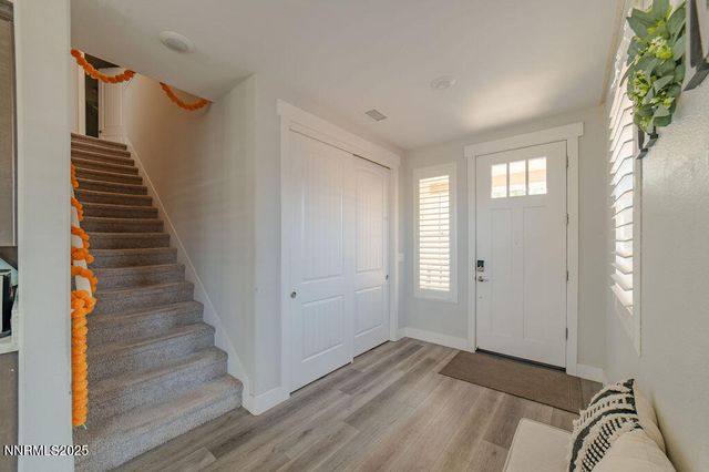 944 Los Alamitos Street, Minden, NV 89423