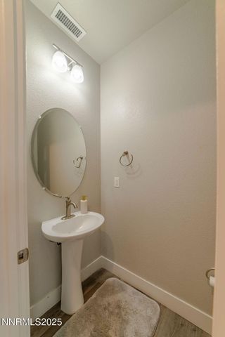 944 Los Alamitos Street, Minden, NV 89423