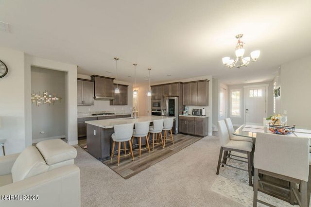 944 Los Alamitos Street, Minden, NV 89423