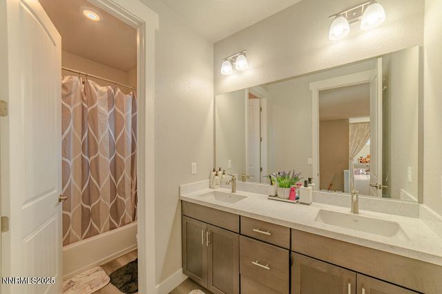 944 Los Alamitos Street, Minden, NV 89423