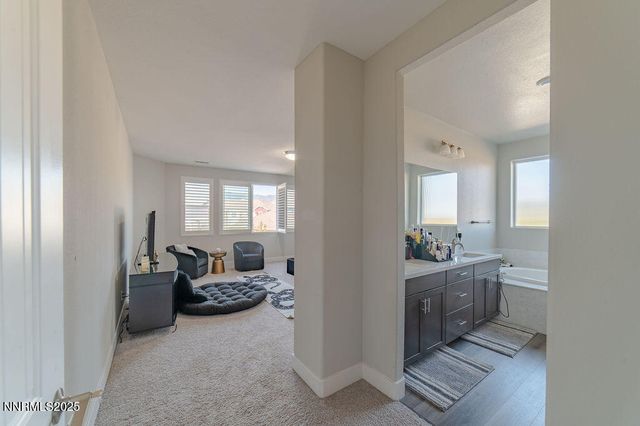 944 Los Alamitos Street, Minden, NV 89423