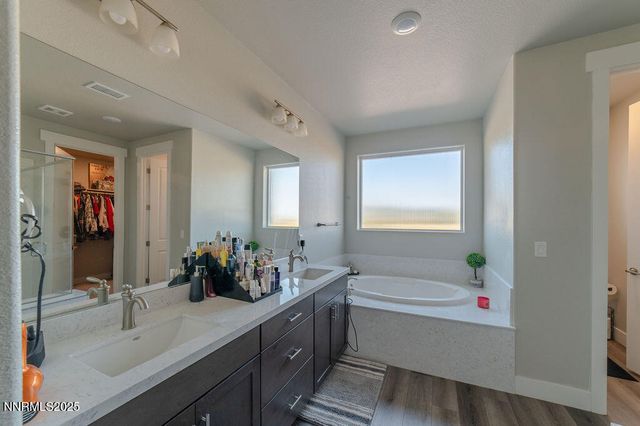 944 Los Alamitos Street, Minden, NV 89423