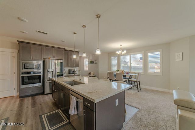 944 Los Alamitos Street, Minden, NV 89423