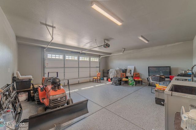 944 Los Alamitos Street, Minden, NV 89423