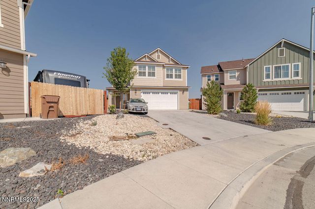 944 Los Alamitos Street, Minden, NV 89423