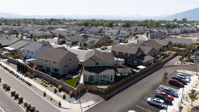 944 Los Alamitos Street, Minden, NV 89423