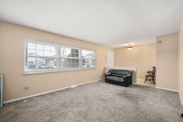 18033 Idlewild Drive, Country Club Hills, IL 60478