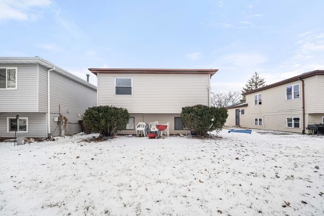 18033 Idlewild Drive, Country Club Hills, IL 60478