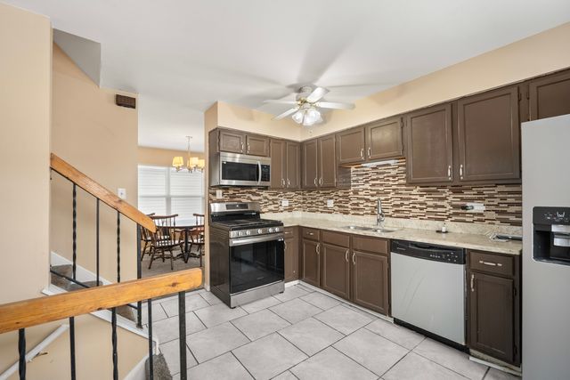 18033 Idlewild Drive, Country Club Hills, IL 60478