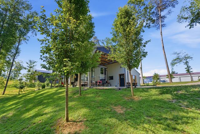 61 Coleman Cemetery Road, Nancy, KY 42544
