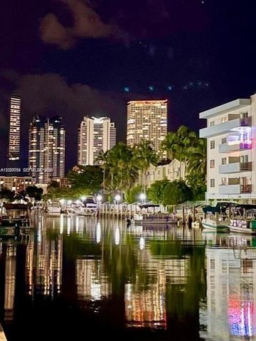 3750 NE 169th St 409, North Miami Beach, FL 33160
