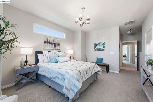 37336 Duckling Ter, Fremont, CA 94536