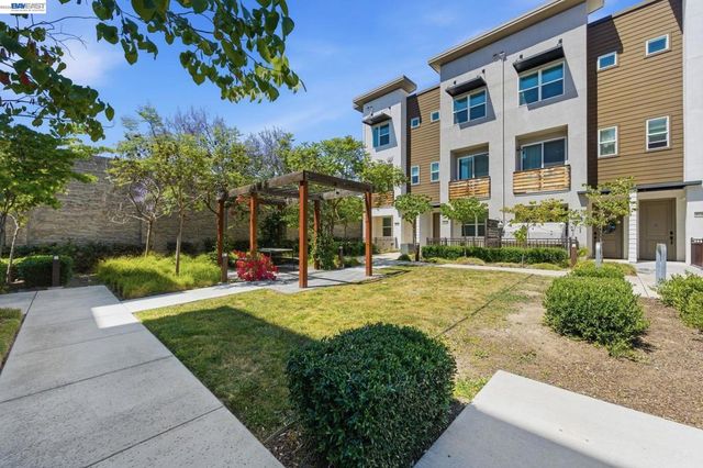 37336 Duckling Ter, Fremont, CA 94536