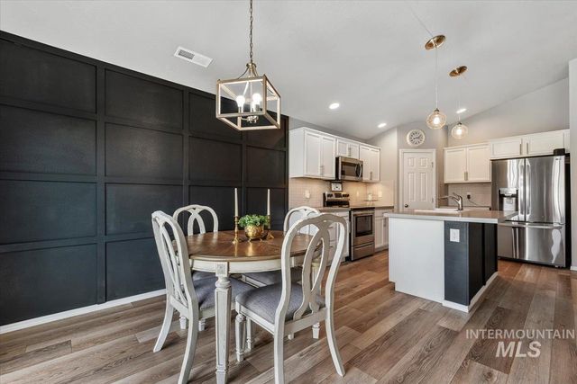 730 W Treehouse Way, Kuna, ID 83634