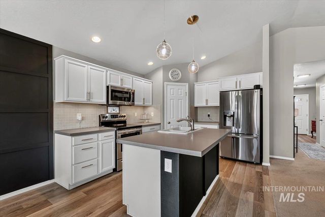 730 W Treehouse Way, Kuna, ID 83634