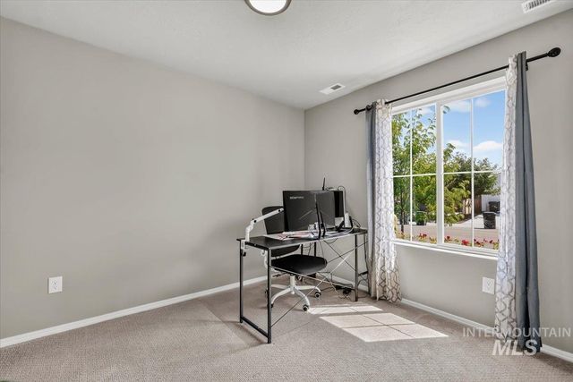730 W Treehouse Way, Kuna, ID 83634