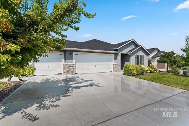 730 W Treehouse Way, Kuna, ID 83634