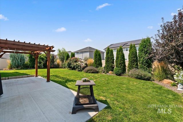 730 W Treehouse Way, Kuna, ID 83634