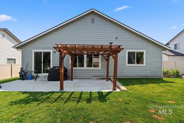 730 W Treehouse Way, Kuna, ID 83634