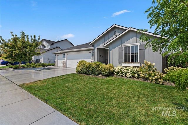730 W Treehouse Way, Kuna, ID 83634
