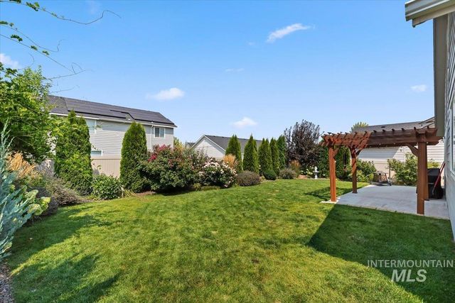 730 W Treehouse Way, Kuna, ID 83634