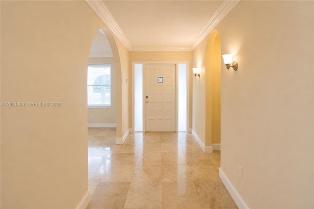8601 SW 174th St, Palmetto Bay, FL 33157