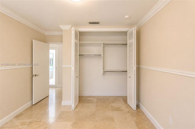 8601 SW 174th St, Palmetto Bay, FL 33157