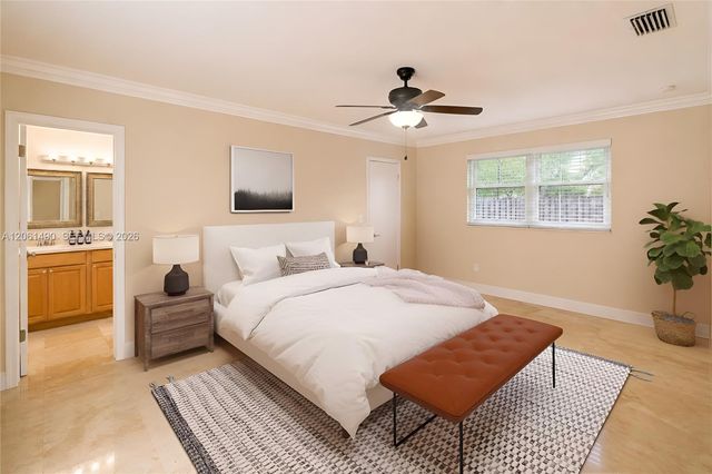 8601 SW 174th St, Palmetto Bay, FL 33157